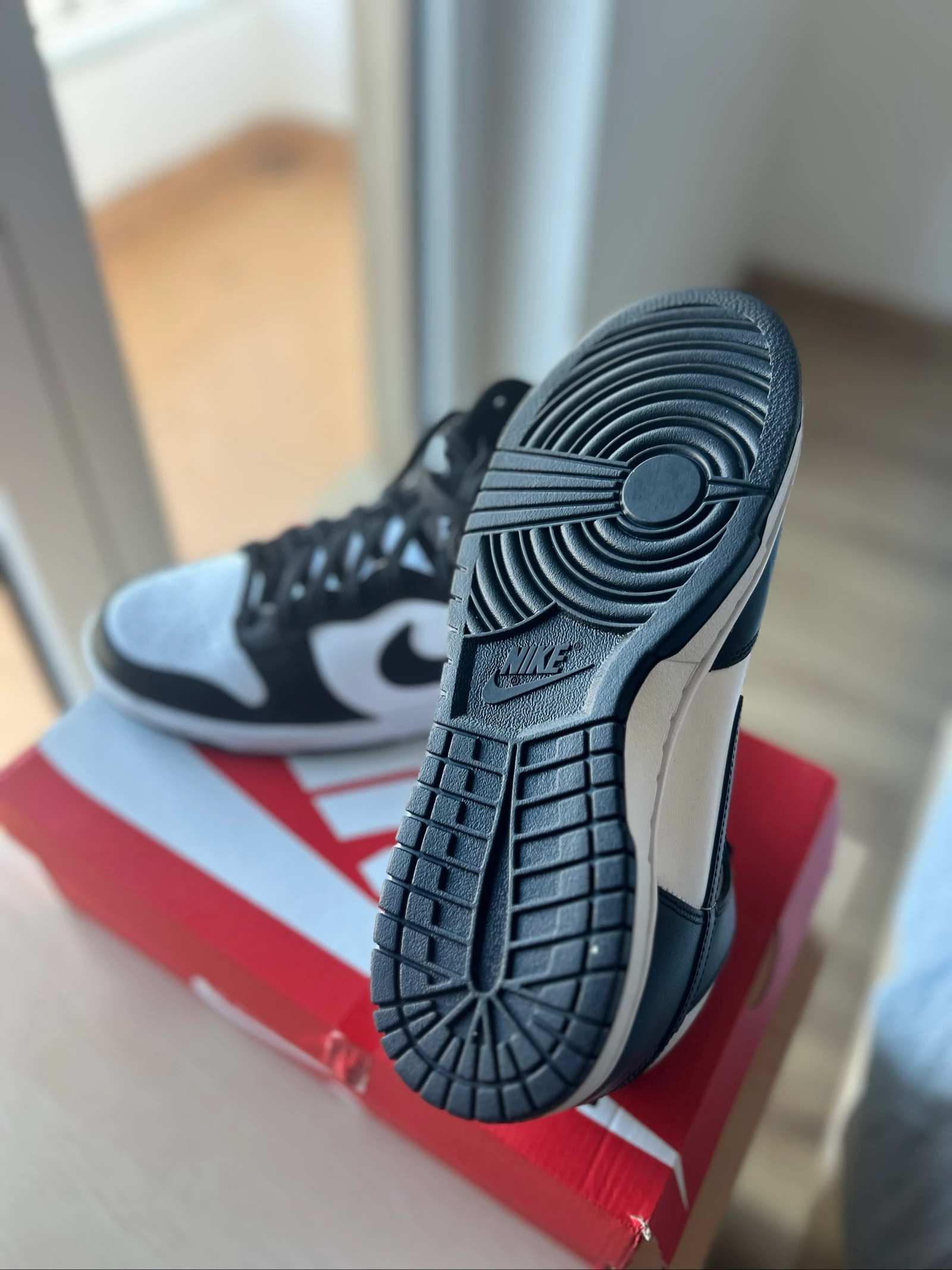 Nike Dunk High – Taille 45 | Neuves avec étiquette et boîte | Originales – photo 3